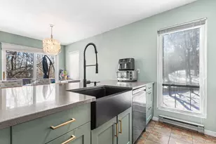 7 Woods Brooke Ln, Yorktown Heights, NY 10598 - Photo 5