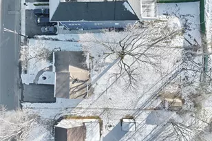 19 Paiken Dr, Spring Valley, NY 10977 - Photo 7