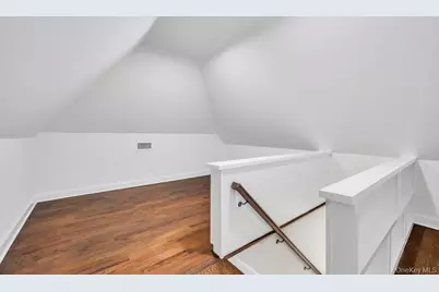 15 Bayview Street E, Massapequa, NY 11758 - Photo 15