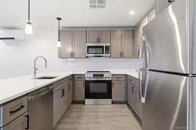 180 Deer Park Avenue #301, Babylon, NY 11702 - Photo 9