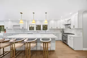 2 Wynmor Rd, Scarsdale, NY 10583 - Photo 9