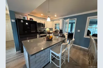 803 Bayview Avenue, Amityville, NY 11701 - Photo 7