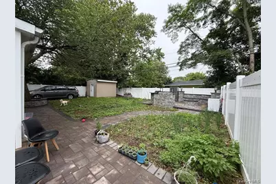 803 Bayview Avenue, Amityville, NY 11701 - Photo 33