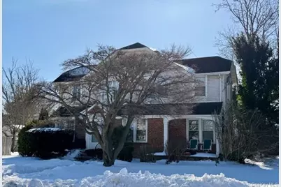 90 E Roe Boulevard, Patchogue, NY 11772 - Photo 3