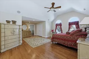 8 Hilltop Dr, Yorktown Heights, NY 10598 - Photo 17