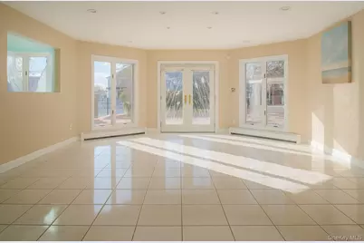 130 Wampum Lane, West Islip, NY 11795 - Photo 15