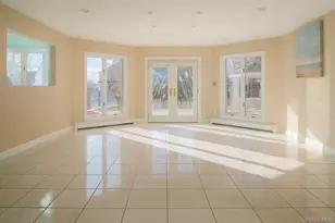 130 Wampum Ln, West Islip, NY 11795 - Photo 15