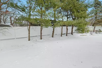 31 W Linwood Street, Valhalla, NY 10595 - Photo 29