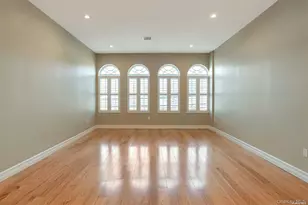 10 Wall St, Huntington, NY 11743 - Photo 5