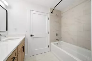 180 Deer Park Ave, Babylon, NY 11702 - Photo 7