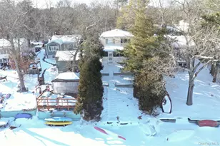 215 Lakeside Trail, Ridge, NY 11961 - Photo 23