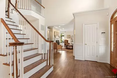 4 Daniel Way, Setauket, NY 11733 - Photo 5