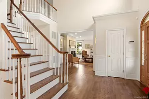 4 Daniel Way, Setauket, NY 11733 - Photo 5