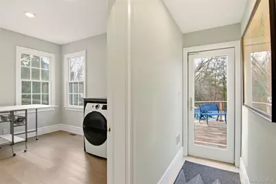 4 Daniel Way, Setauket, NY 11733 - Photo 25