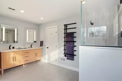 4 Daniel Way, Setauket, NY 11733 - Photo 39