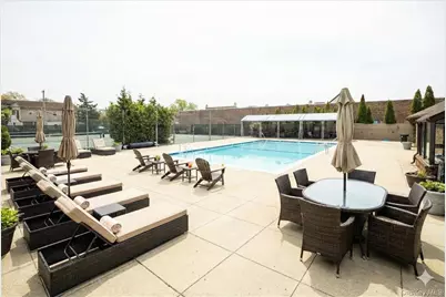 117 Laurel Lane, Wantagh, NY 11793 - Photo 31