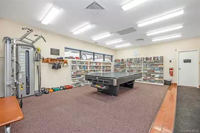 117 Laurel Lane, Wantagh, NY 11793 - Photo 27