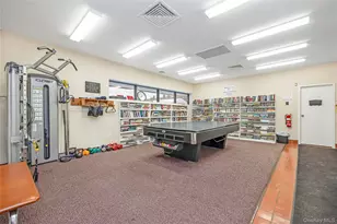 117 Laurel Ln, Wantagh, NY 11793 - Photo 27