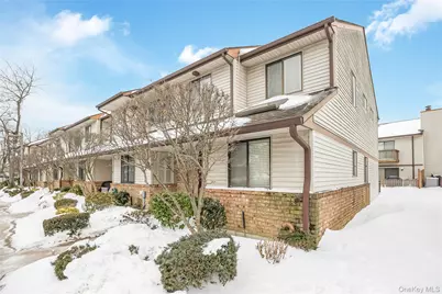 117 Laurel Lane, Wantagh, NY 11793 - Photo 3