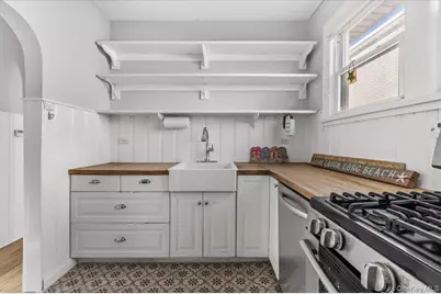 136 Taft Avenue, Long Beach, NY 11561 - Photo 7