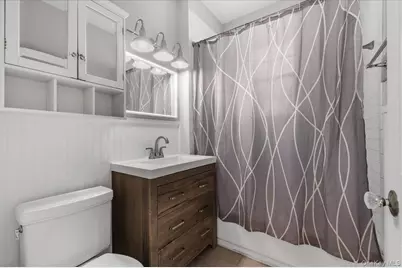 136 Taft Avenue, Long Beach, NY 11561 - Photo 17