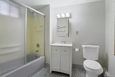 186 Rutledge Avenue, Hawthorne, NY 10532 - Photo 27