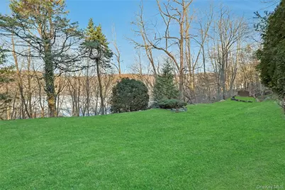 186 Rutledge Avenue, Hawthorne, NY 10532 - Photo 31