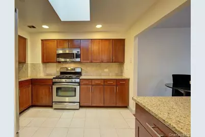 143-41 84 Drive #8B, Briarwood, NY 11435 - Photo 3