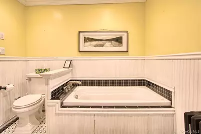 165 Round Hill Road, Washingtonville, NY 10992 - Photo 21