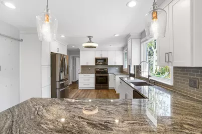 36 Hasbrouck Drive, Poughkeepsie, NY 12603 - Photo 17