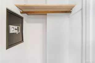 36 Hasbrouck Dr, Poughkeepsie, NY 12603 - Photo 35