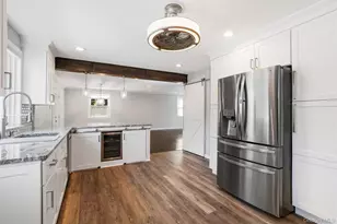 36 Hasbrouck Dr, Poughkeepsie, NY 12603 - Photo 13