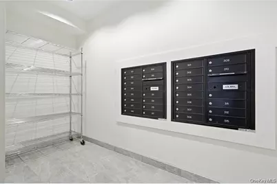 180 Deer Park Avenue #205, Babylon, NY 11702 - Photo 17