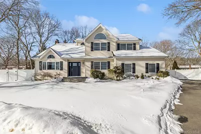 41 Locust Drive, Nesconset, NY 11767 - Photo 3