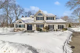 41 Locust Dr, Nesconset, NY 11767 - Photo 3