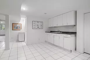 41 Woodpink Dr, East Hampton, NY 11937 - Photo 21