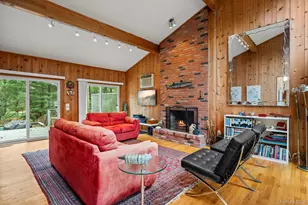 41 Woodpink Dr, East Hampton, NY 11937 - Photo 7