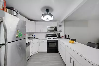 777 N Macquesten #305, Fleetwood, NY 10522 - Photo 9