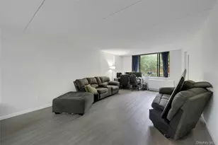 777 N Macquesten, Fleetwood, NY 10522 - Photo 5