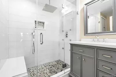 2043 Ripley, Merrick, NY 11566 - Photo 27