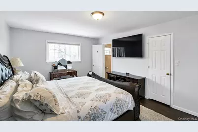 2043 Ripley, Merrick, NY 11566 - Photo 23