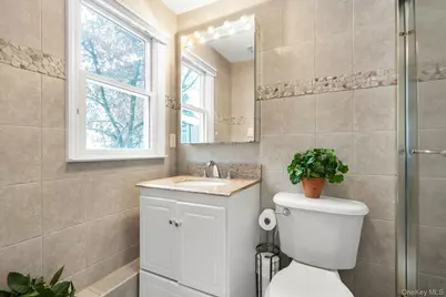 2043 Ripley, Merrick, NY 11566 - Photo 23