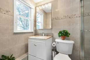 2043 Ripley, Merrick, NY 11566 - Photo 23