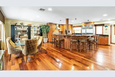2043 Ripley, Merrick, NY 11566 - Photo 13