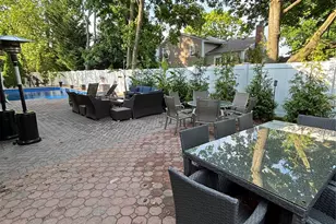 2043 Ripley, Merrick, NY 11566 - Photo 39