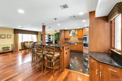 2043 Ripley, Merrick, NY 11566 - Photo 11