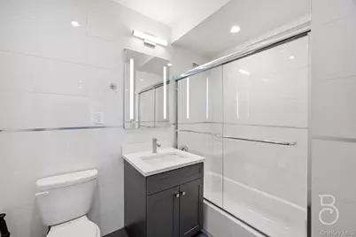23-23 30th Road #3A, Astoria, NY 11102 - Photo 5