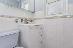 208 Emily Ave, Elmont, NY 11003 - Photo 5