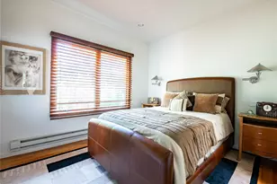 3 West Dr, Manhasset, NY 11030 - Photo 17