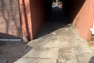 1972 Ellis Ave, Bronx, NY 10472 - Photo 23